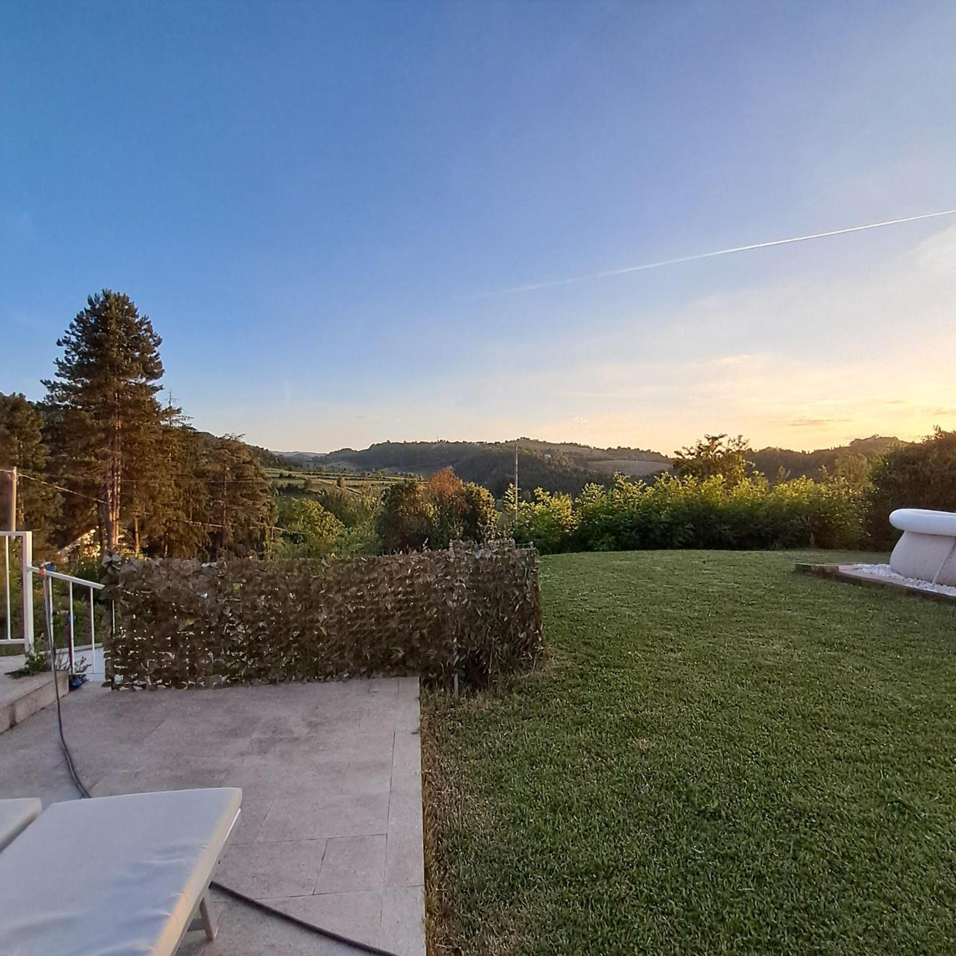 Terrazzaponente Bed & Breakfast Monte San Pietro ภายนอก รูปภาพ